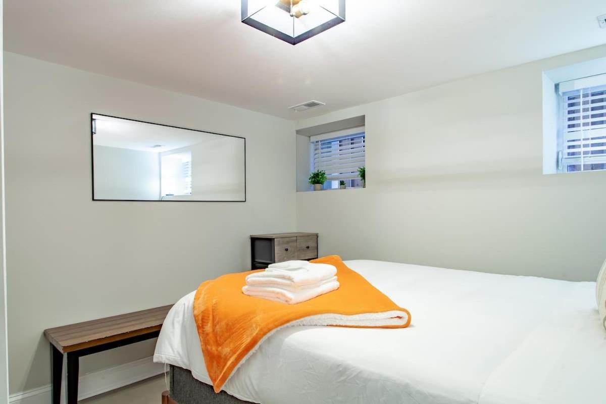 Апартаменти 2-Br Petworth Pad Walk To Metro Subway Вашингтон Екстер'єр фото