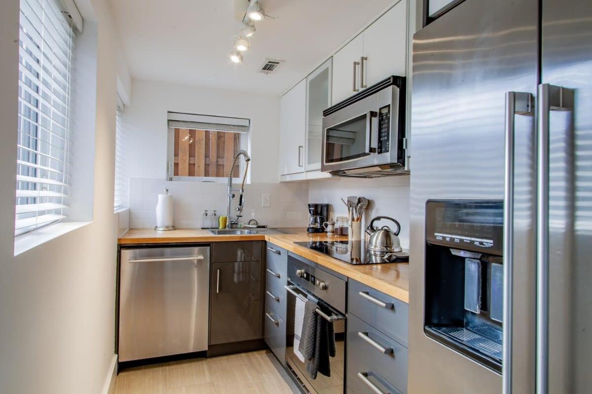 Апартаменти 2-Br Petworth Pad Walk To Metro Subway Вашингтон Екстер'єр фото